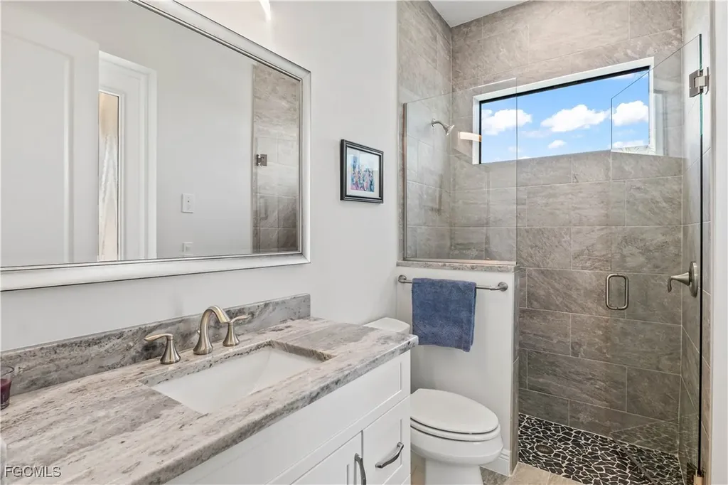 2008 SW 44th Terrace Cape Coral FL 33914