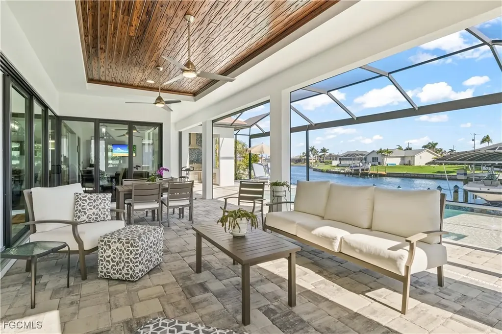 2008 SW 44th Terrace Cape Coral FL 33914