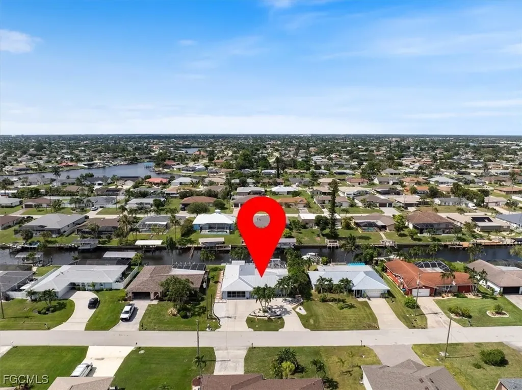 1121 SE 29th Terrace Cape Coral FL 33904