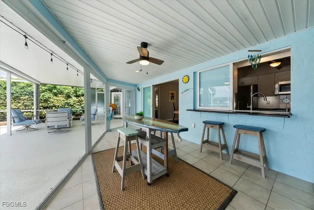 1121 SE 29th Terrace Cape Coral FL 33904