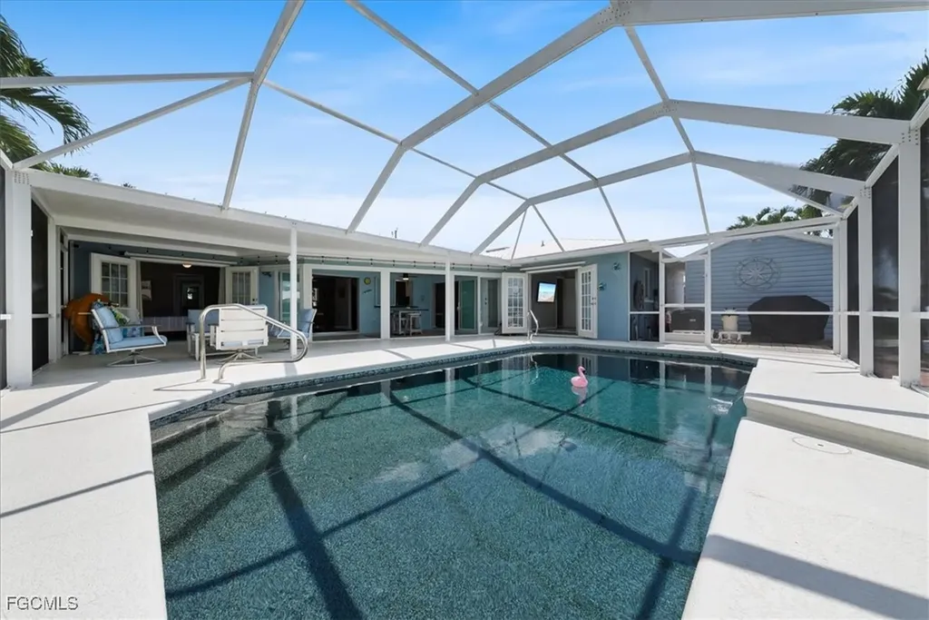 1121 SE 29th Terrace Cape Coral FL 33904