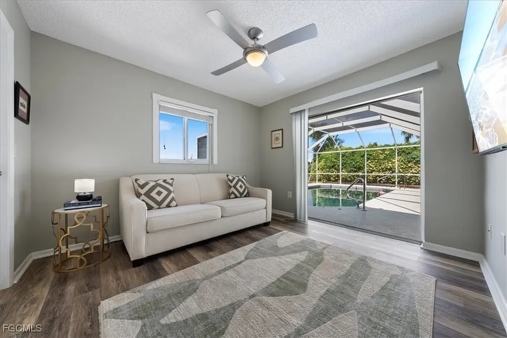 1121 SE 29th Terrace Cape Coral FL 33904