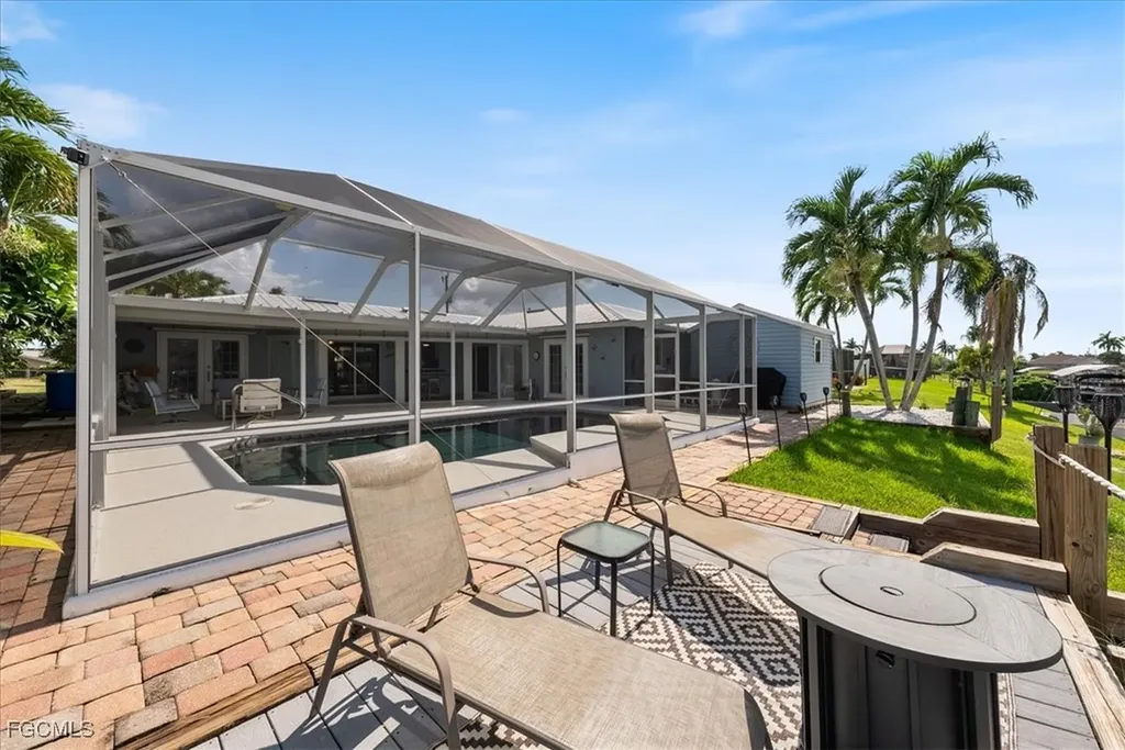 1121 SE 29th Terrace Cape Coral FL 33904