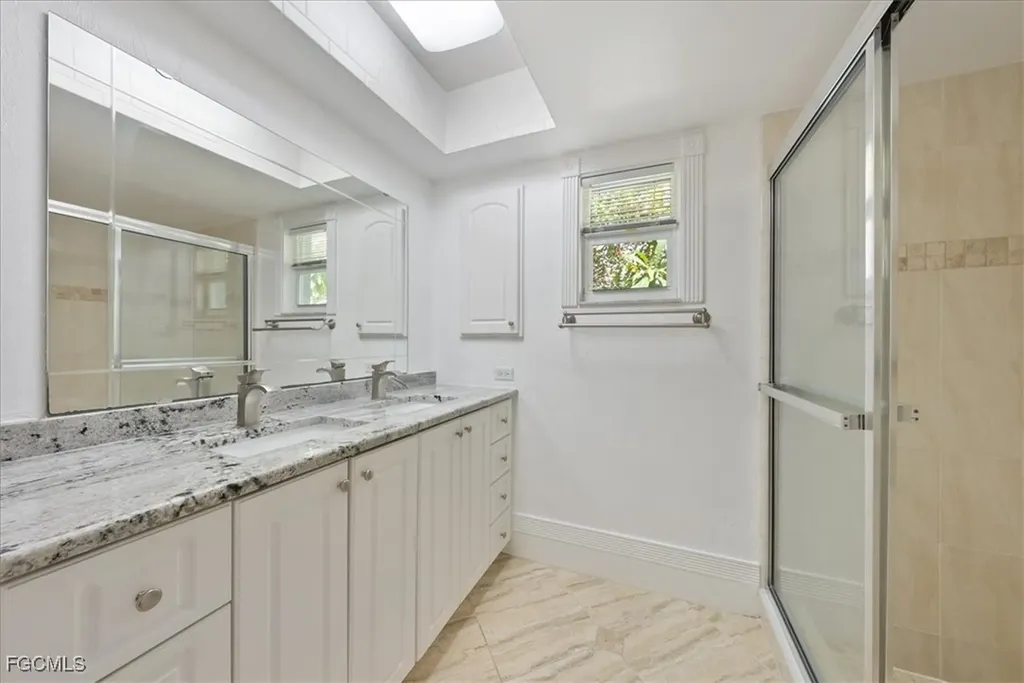 1121 SE 29th Terrace Cape Coral FL 33904