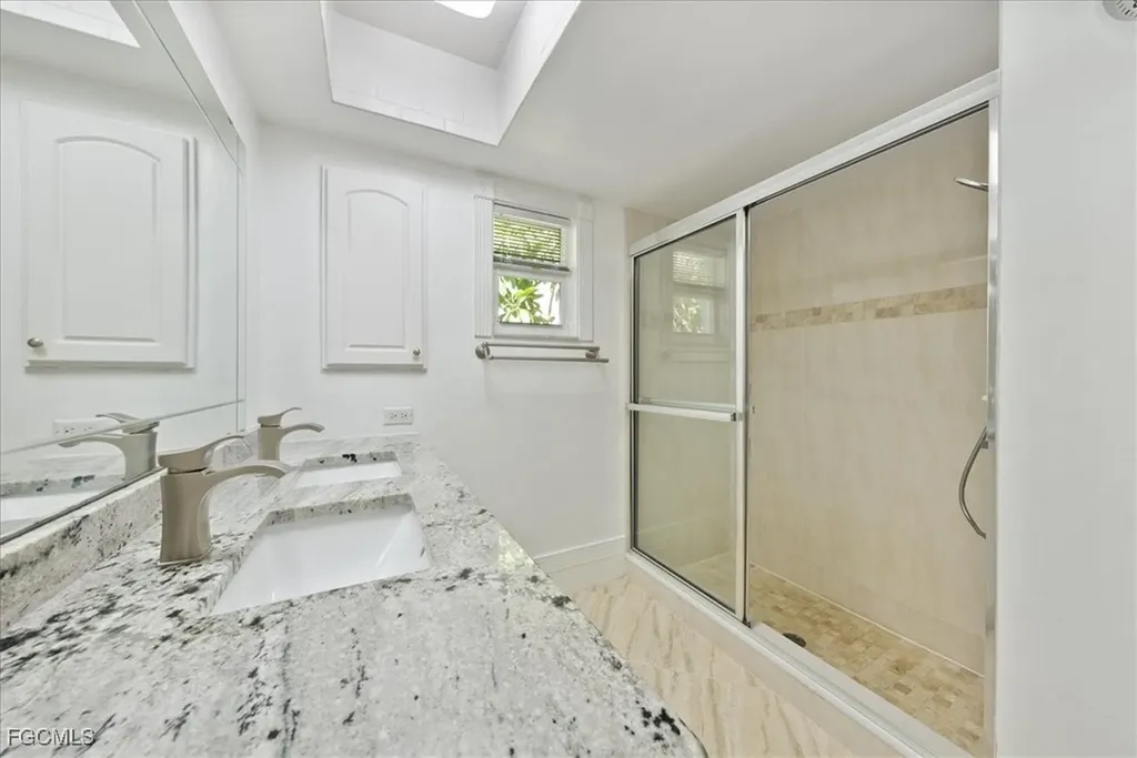 1121 SE 29th Terrace Cape Coral FL 33904