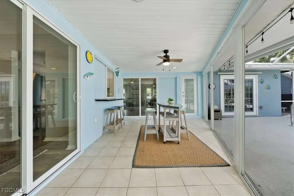 1121 SE 29th Terrace Cape Coral FL 33904