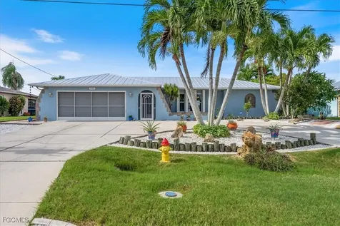 1121 SE 29th Terrace Cape Coral FL 33904
