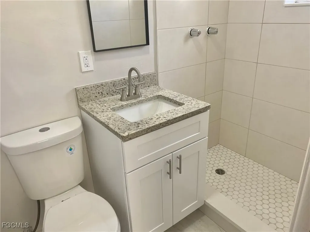 235 Maine Avenue Fort Myers FL 33905