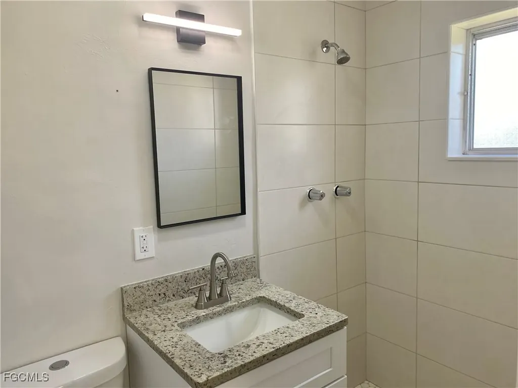 235 Maine Avenue Fort Myers FL 33905