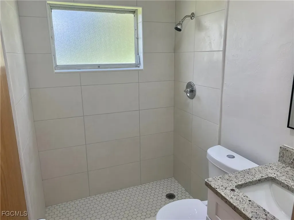 235 Maine Avenue Fort Myers FL 33905