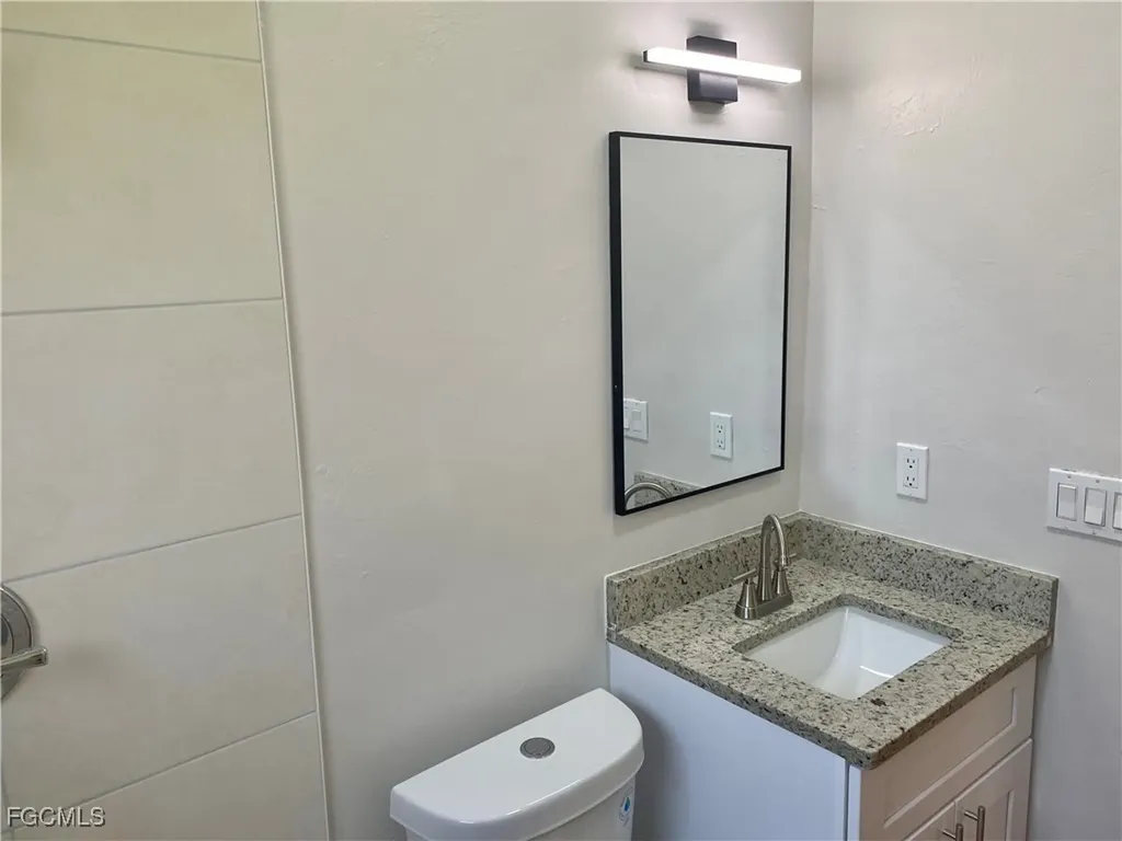 235 Maine Avenue Fort Myers FL 33905