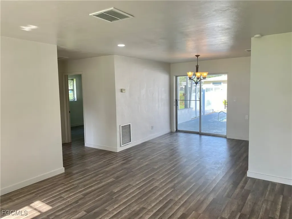 235 Maine Avenue Fort Myers FL 33905