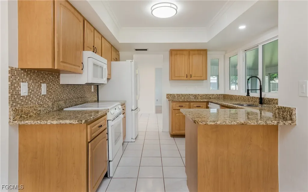 9782 Owlclover Street Fort Myers FL 33919