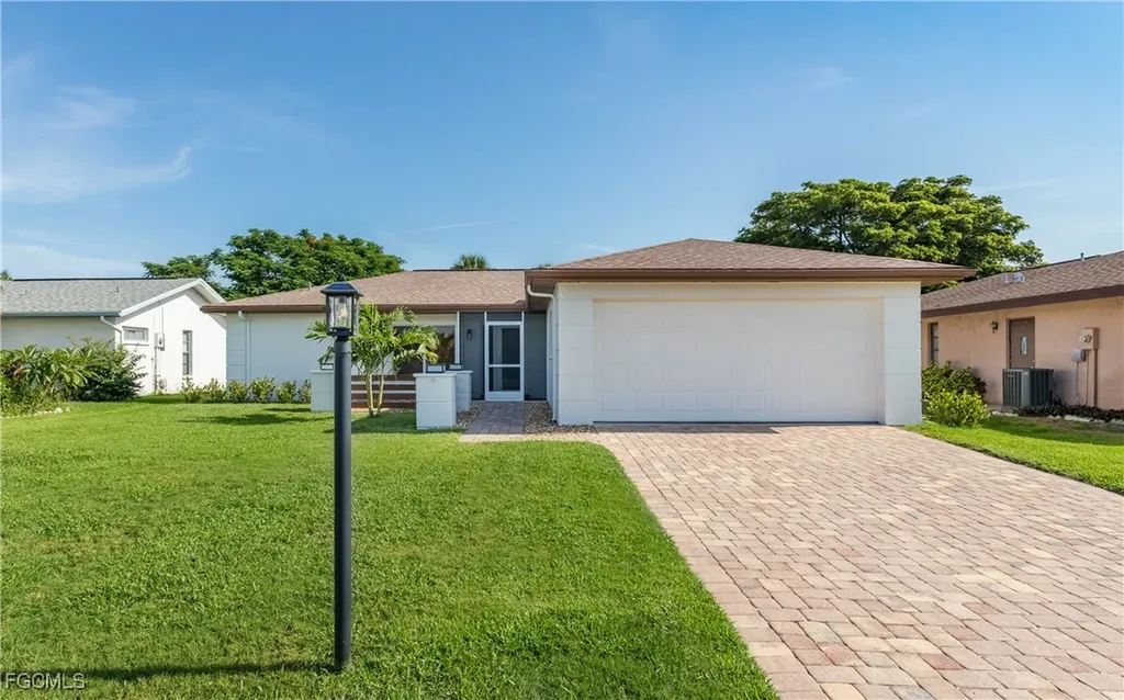9782 Owlclover Street Fort Myers FL 33919