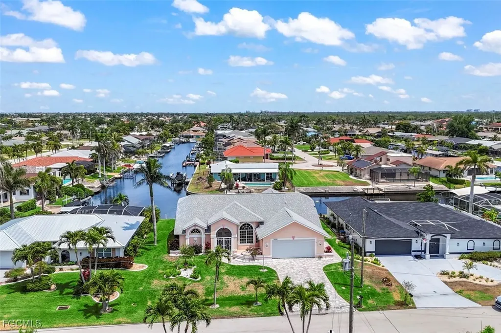2029 SE 27th Terrace Cape Coral FL 33904