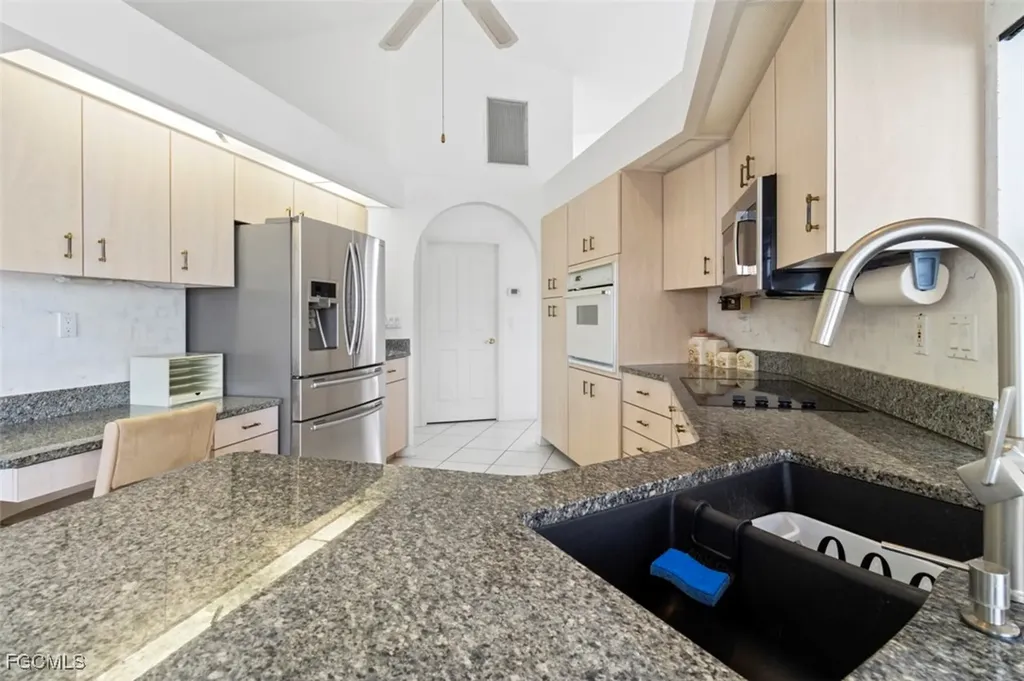 2029 SE 27th Terrace Cape Coral FL 33904