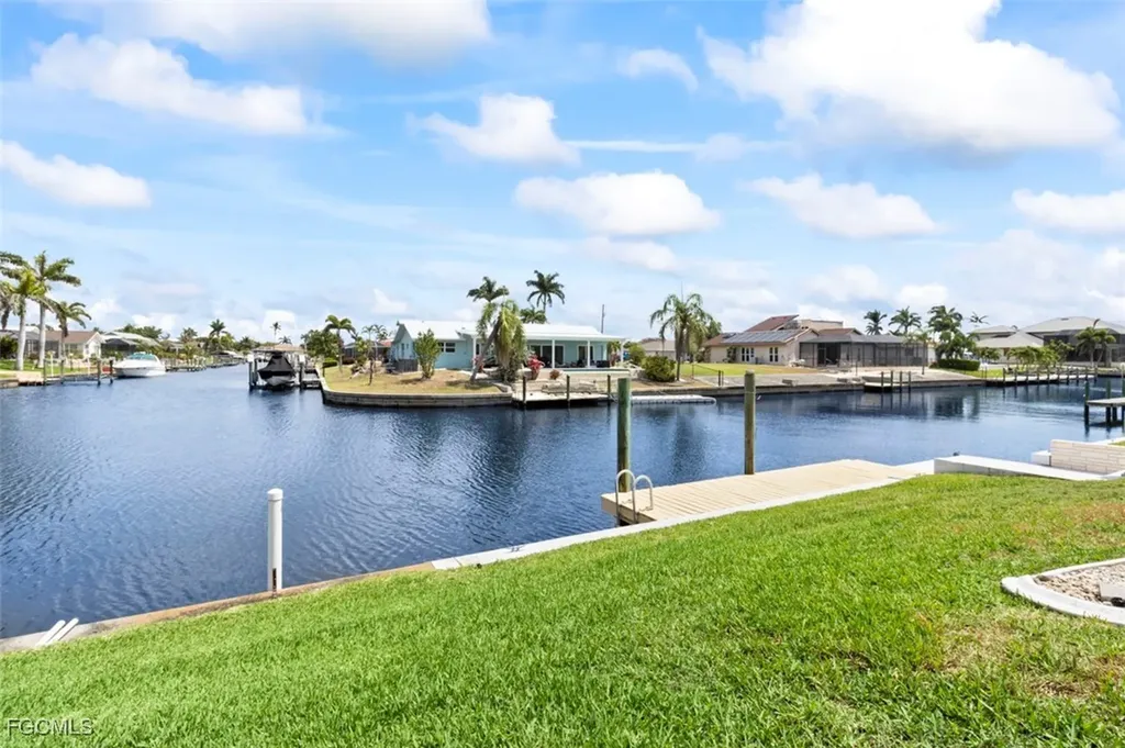 2029 SE 27th Terrace Cape Coral FL 33904