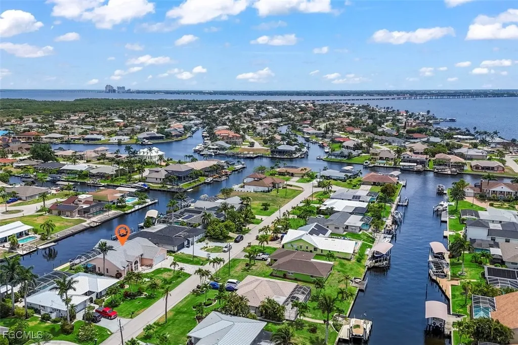 2029 SE 27th Terrace Cape Coral FL 33904