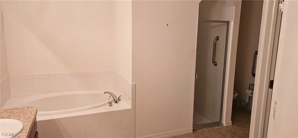 1121 SW 25th Street Cape Coral FL 33914