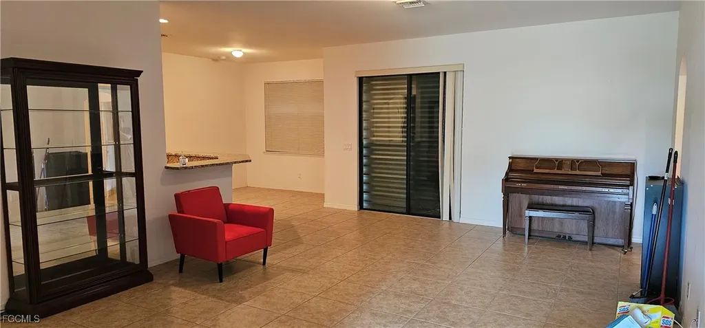 1121 SW 25th Street Cape Coral FL 33914