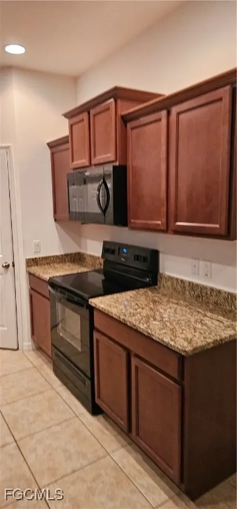 1121 SW 25th Street Cape Coral FL 33914