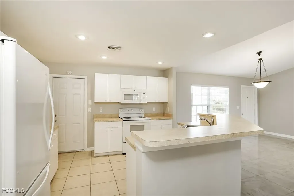 3016 65th Street W Lehigh Acres FL 33971