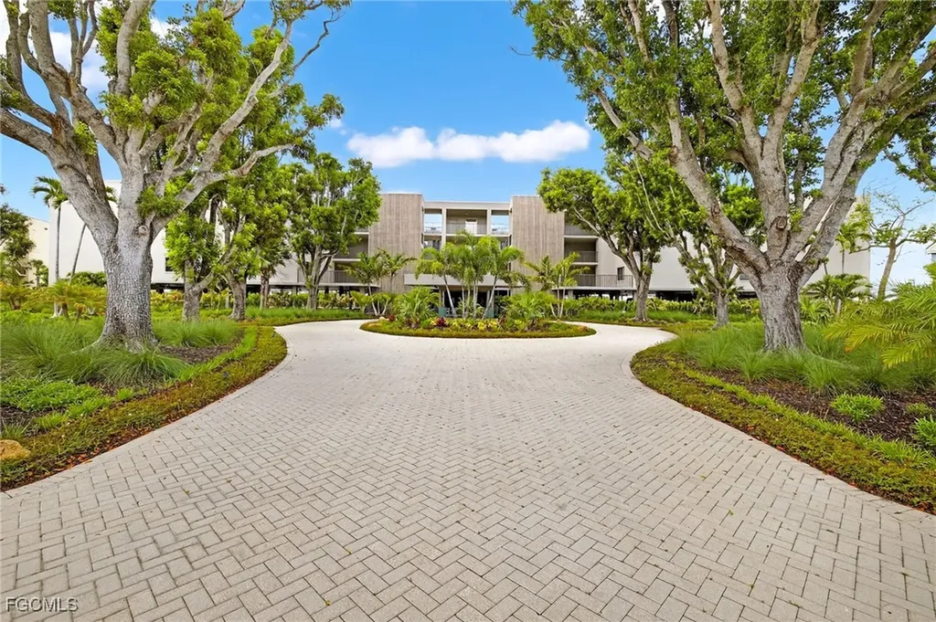 2929 W Gulf Drive Sanibel FL 33957