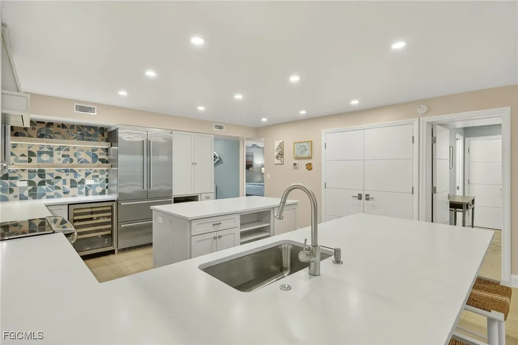 2929 W Gulf Drive Sanibel FL 33957