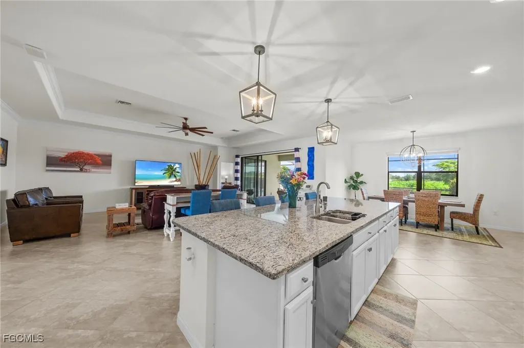 10061 Avalon Lake Circle Fort Myers FL 33913