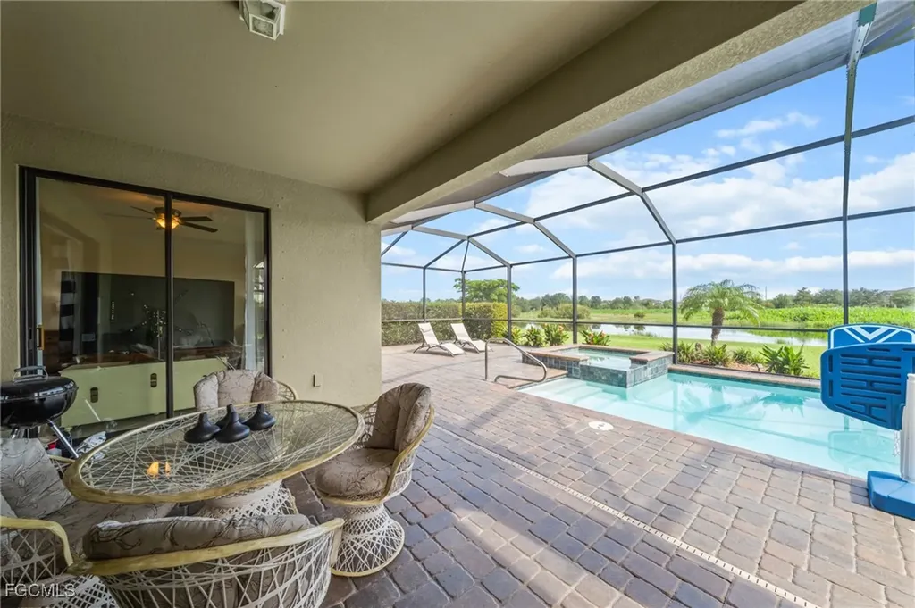 10061 Avalon Lake Circle Fort Myers FL 33913