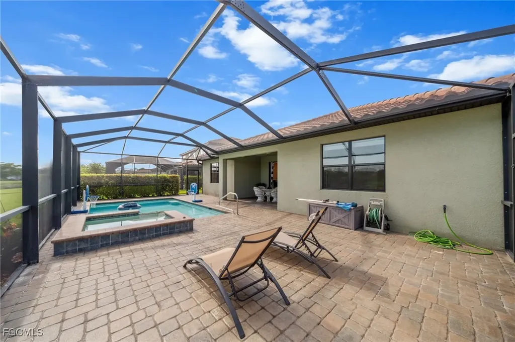 10061 Avalon Lake Circle Fort Myers FL 33913