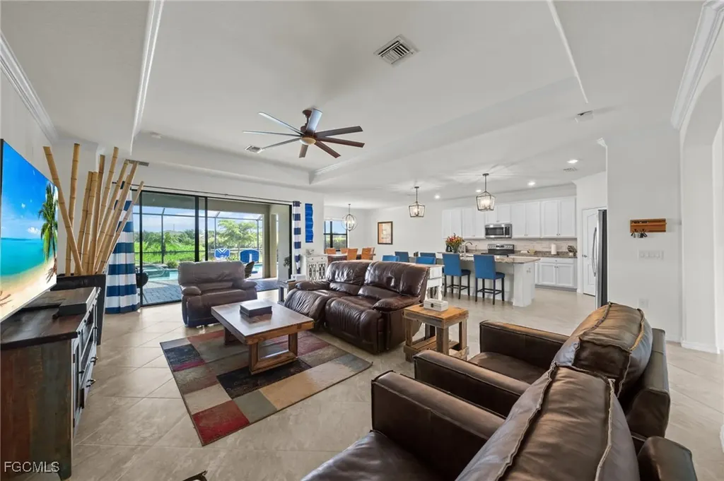 10061 Avalon Lake Circle Fort Myers FL 33913