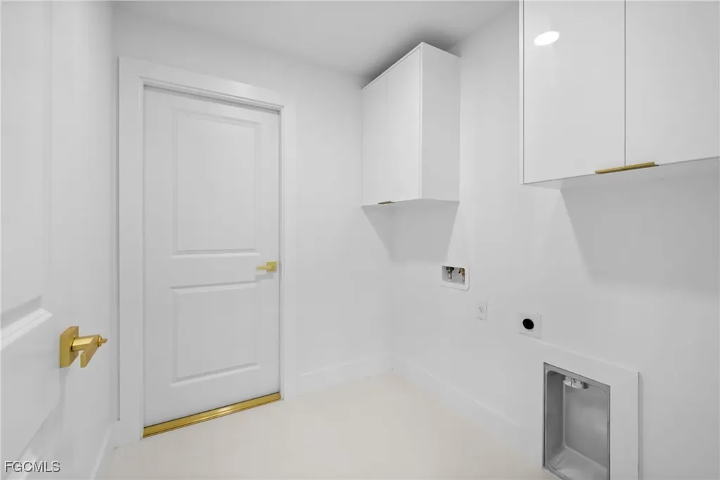 2114 NW 6th Terrace Cape Coral FL 33993