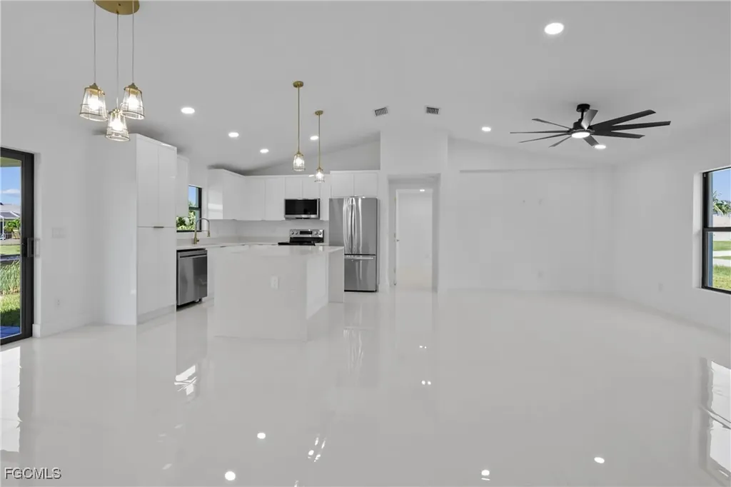 2114 NW 6th Terrace Cape Coral FL 33993