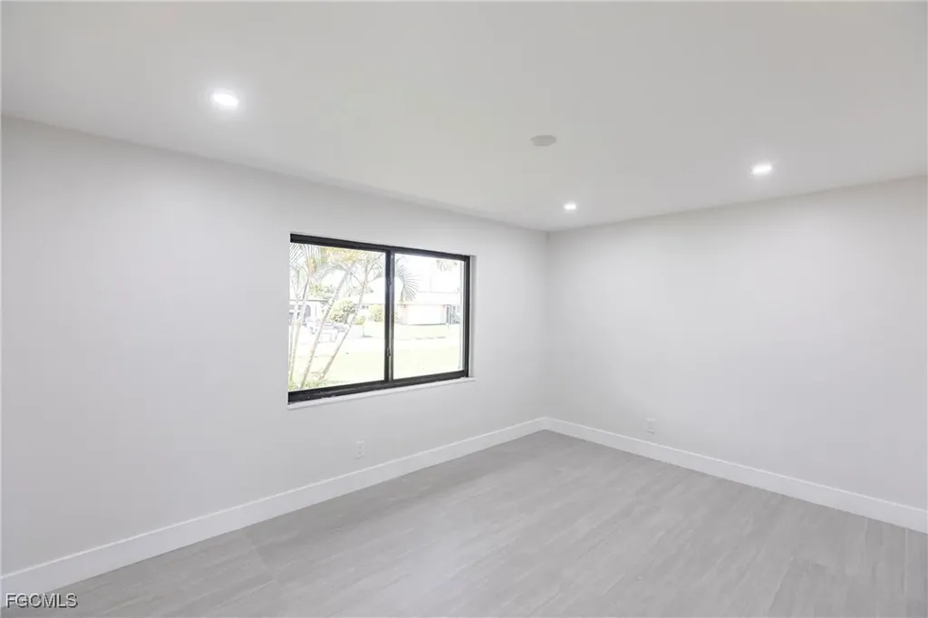 133 SE 45th Street Cape Coral FL 33904