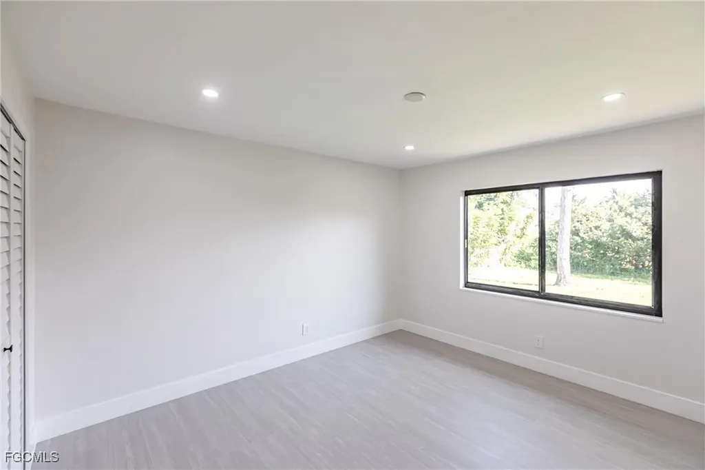 133 SE 45th Street Cape Coral FL 33904