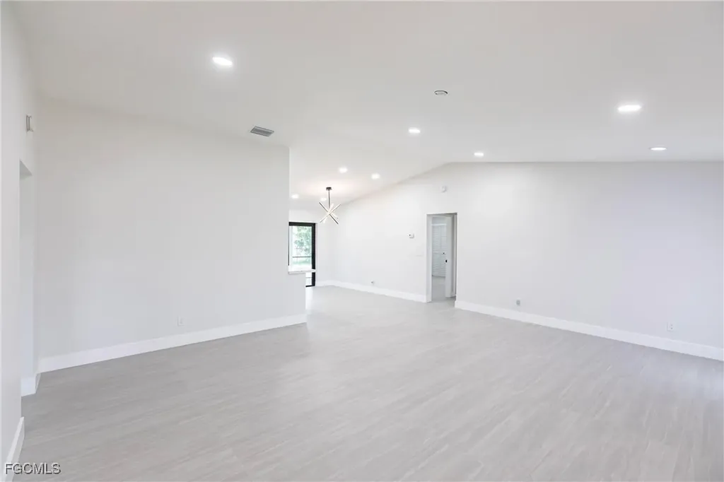 133 SE 45th Street Cape Coral FL 33904