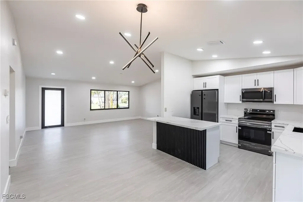 133 SE 45th Street Cape Coral FL 33904