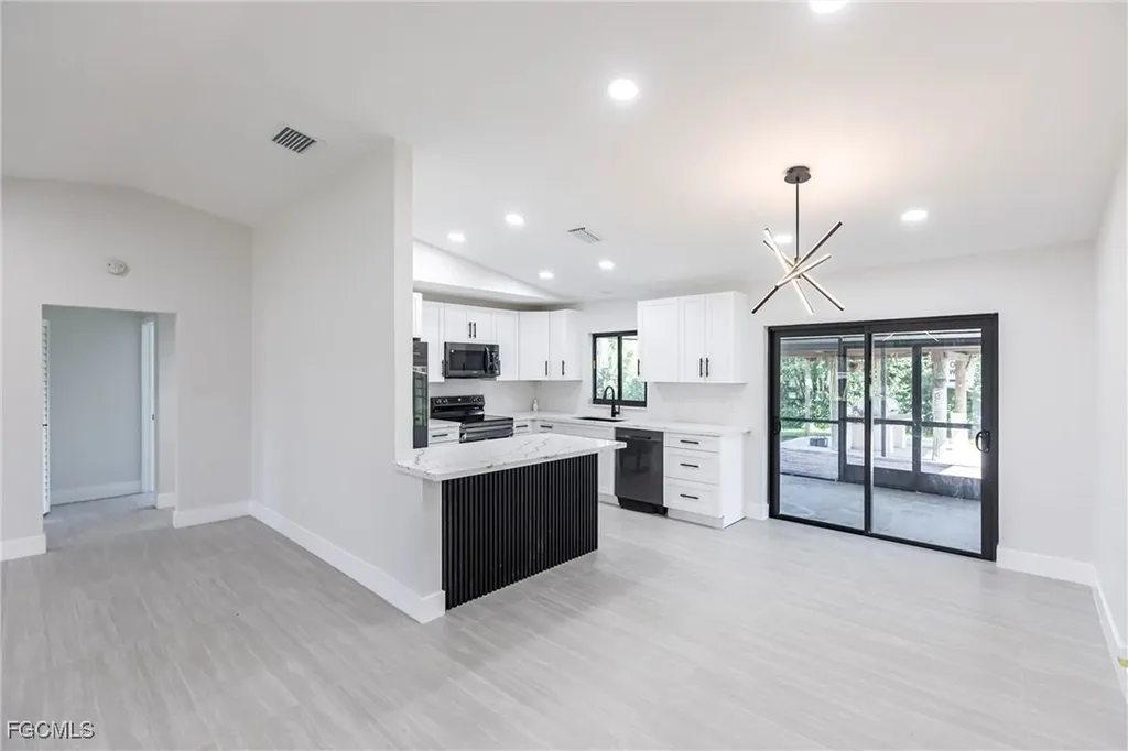 133 SE 45th Street Cape Coral FL 33904