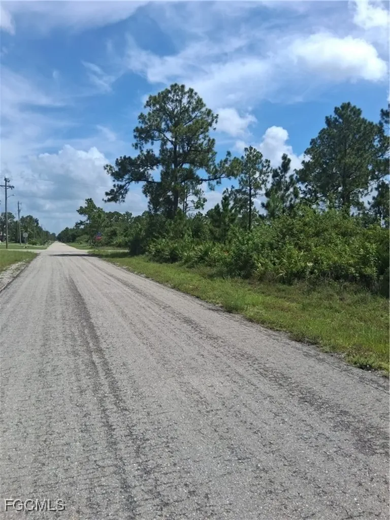 516 Scott Avenue Lehigh Acres FL 33972