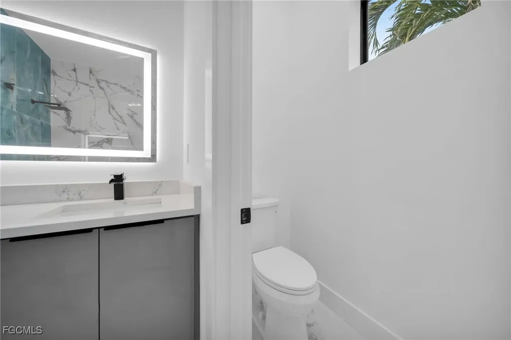 4026 SE 3rd Avenue Cape Coral FL 33904