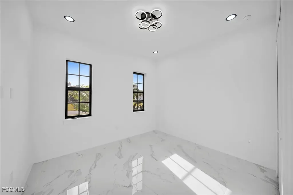 4026 SE 3rd Avenue Cape Coral FL 33904