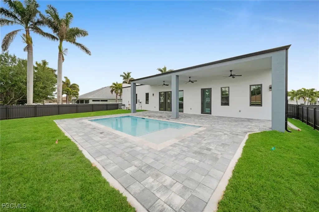 4026 SE 3rd Avenue Cape Coral FL 33904