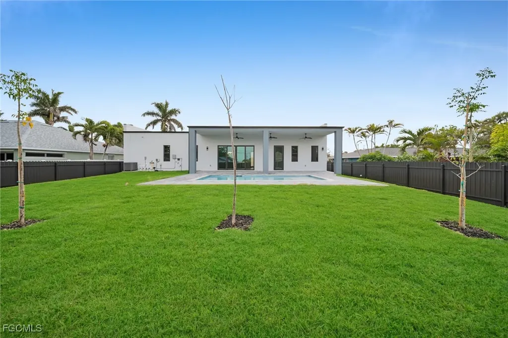 4026 SE 3rd Avenue Cape Coral FL 33904