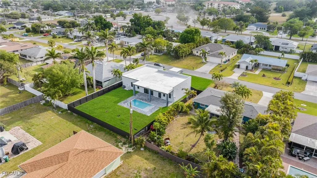 4026 SE 3rd Avenue Cape Coral FL 33904