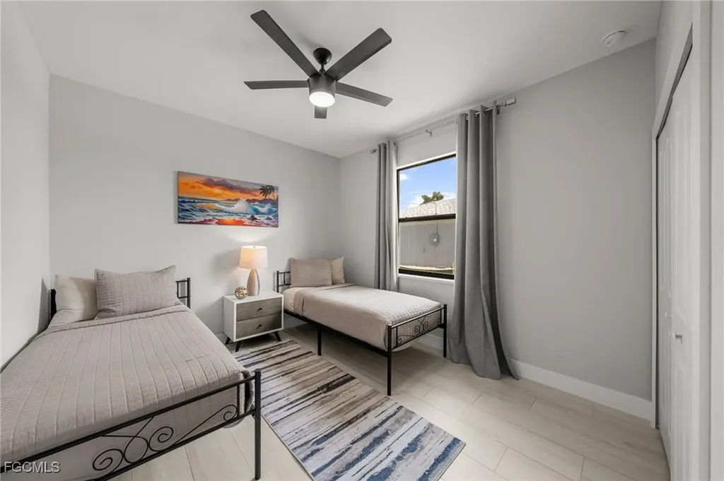 1923 SW 8th Court Cape Coral FL 33991