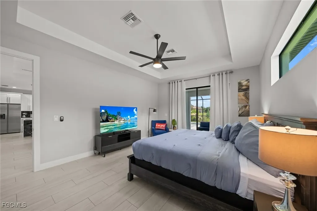 1923 SW 8th Court Cape Coral FL 33991