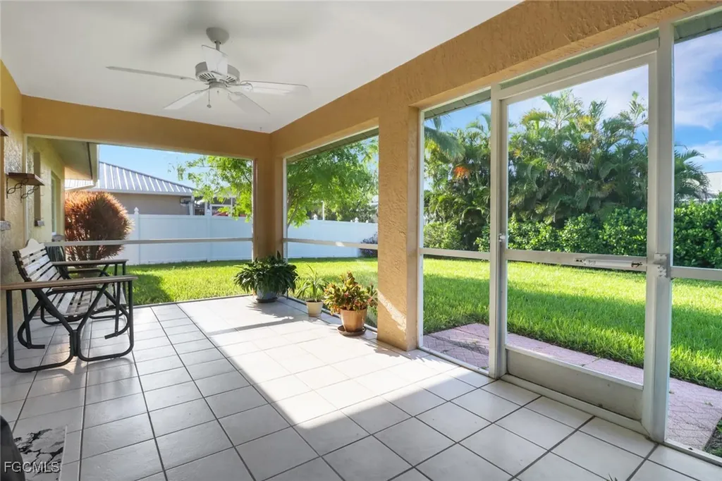 2542 SW 37th Street Cape Coral FL 33914