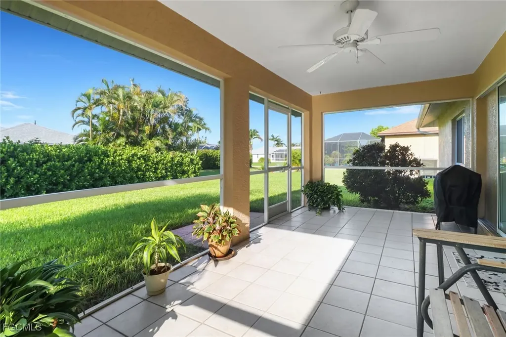 2542 SW 37th Street Cape Coral FL 33914