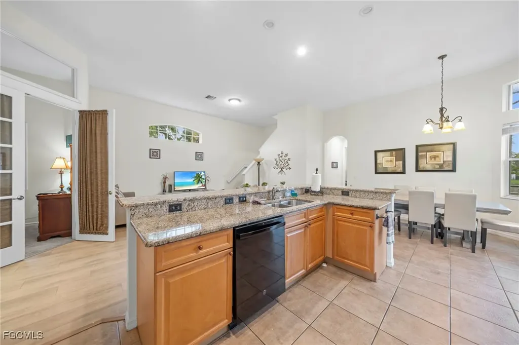 1426 SE 32nd Street Cape Coral FL 33904